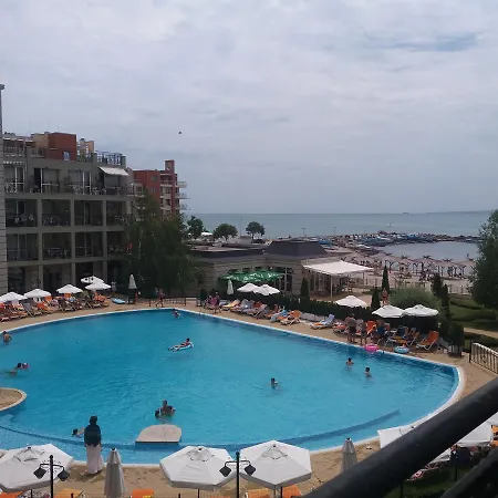 Private Studio In Appartement Pomorie