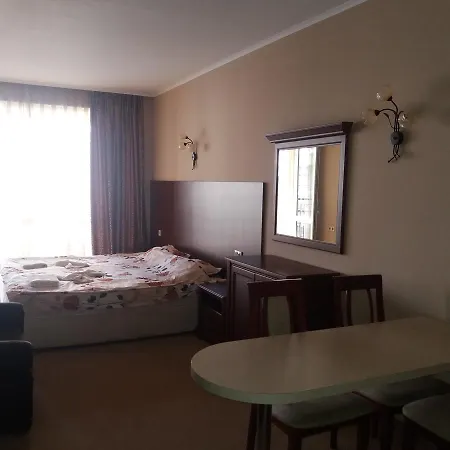 Appartement Private Studio In